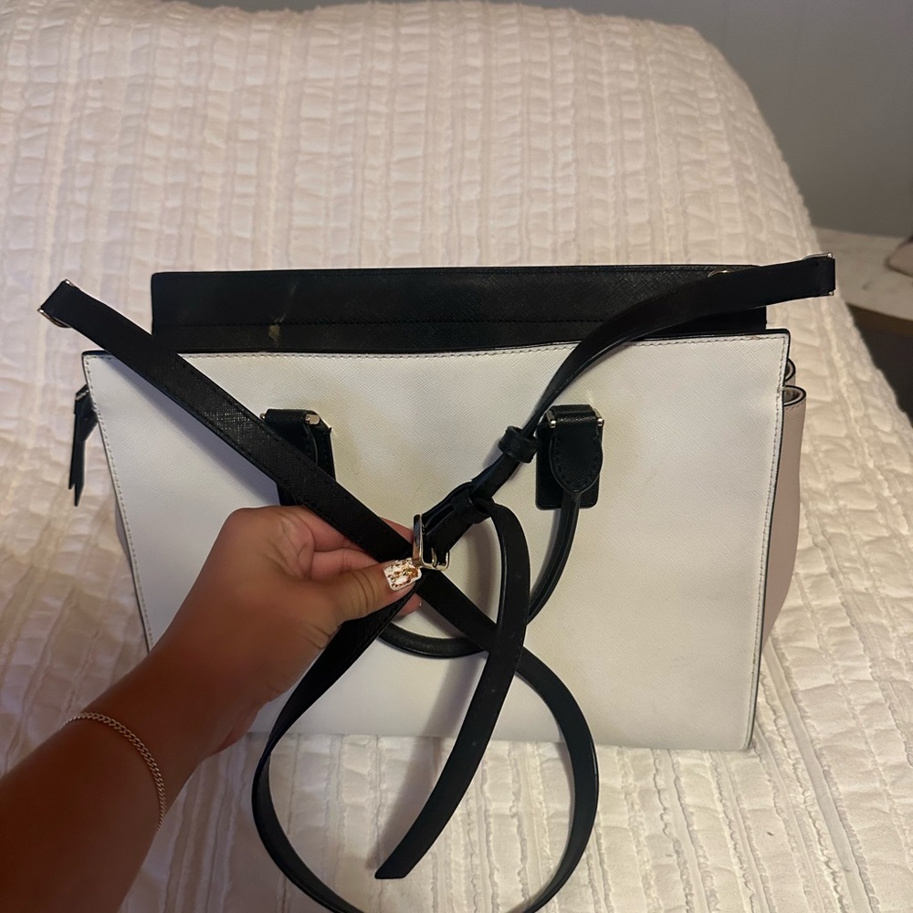 Kate Spade handbag - Picture 3 of 3